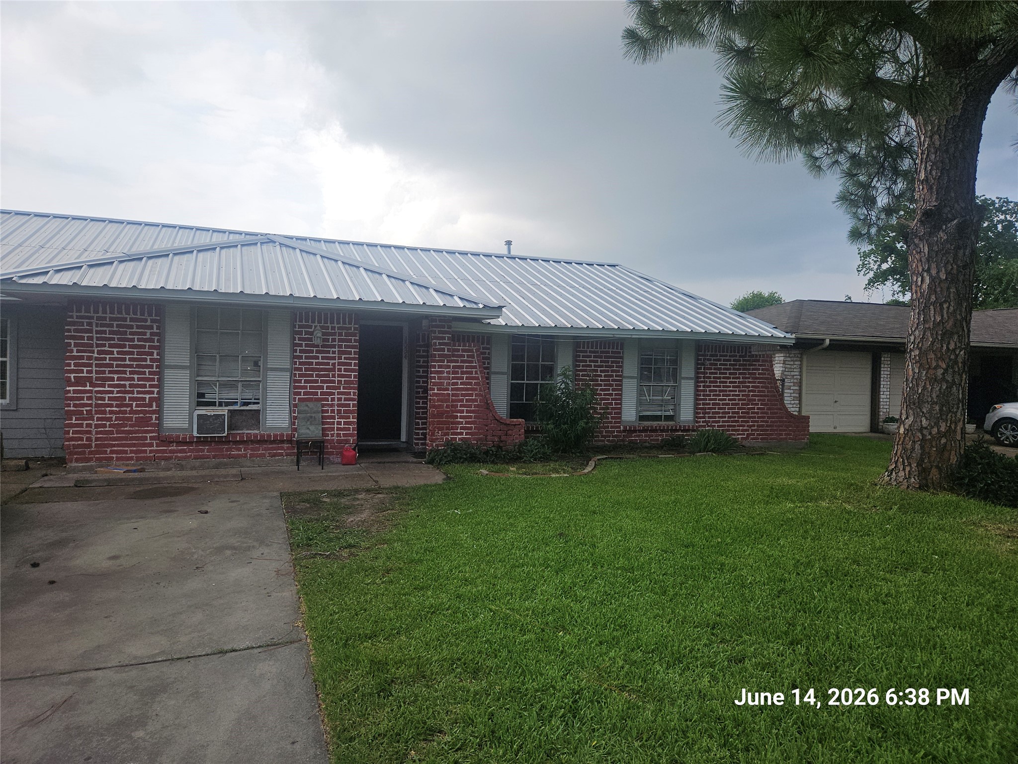 1534 Tarberry Road Houston, TX 77088 - Photo 1 of 16