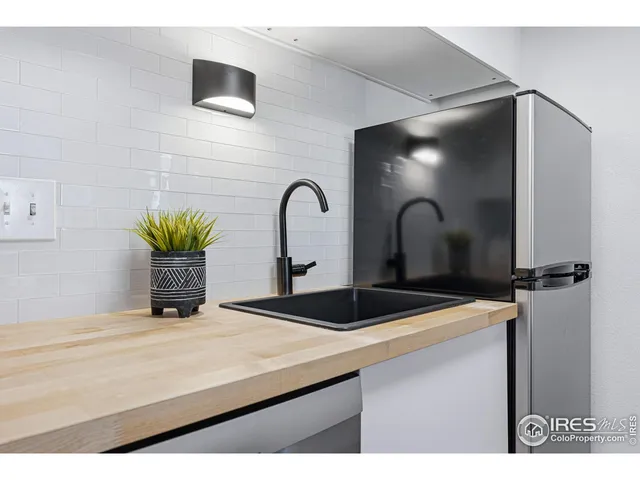 $290,000 | 645 Manhattan Place, Unit 112, Boulder, CO 80303