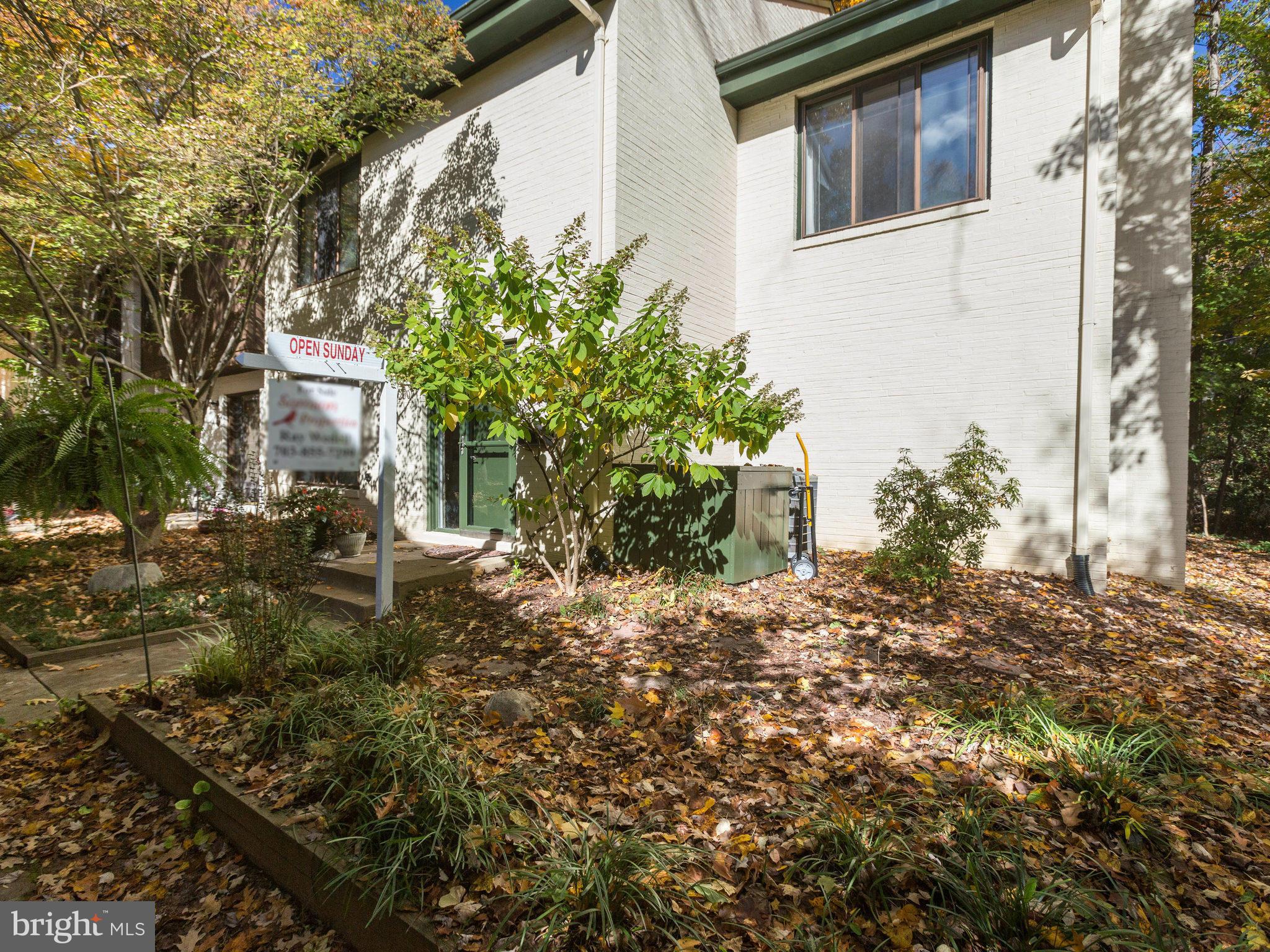 2007 Sarazen Place Reston, VA 20191 - Photo 2 of 29 Exterior (General)