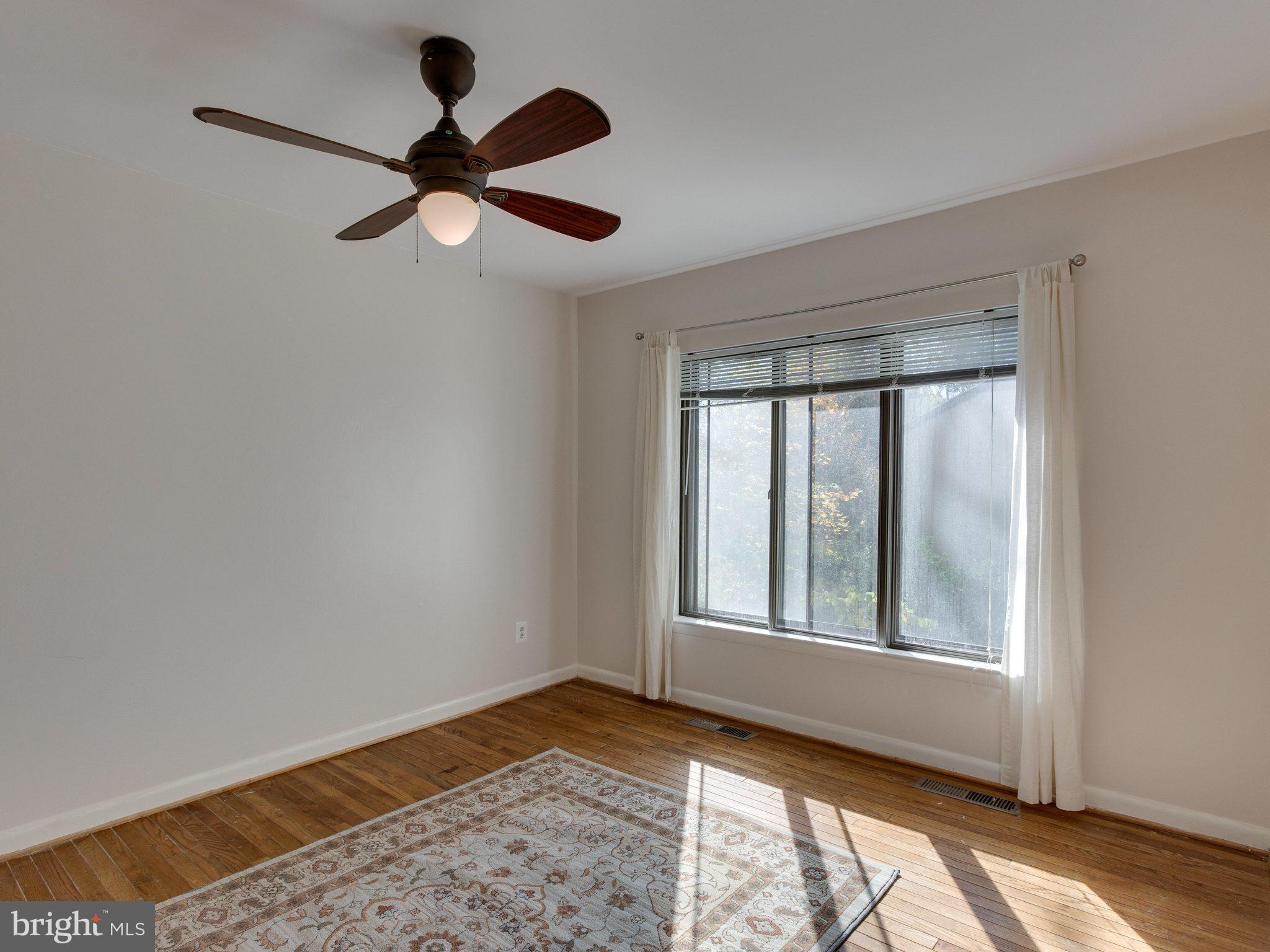 2007 Sarazen Place Reston, VA 20191 - Photo 24 of 29 Bedroom