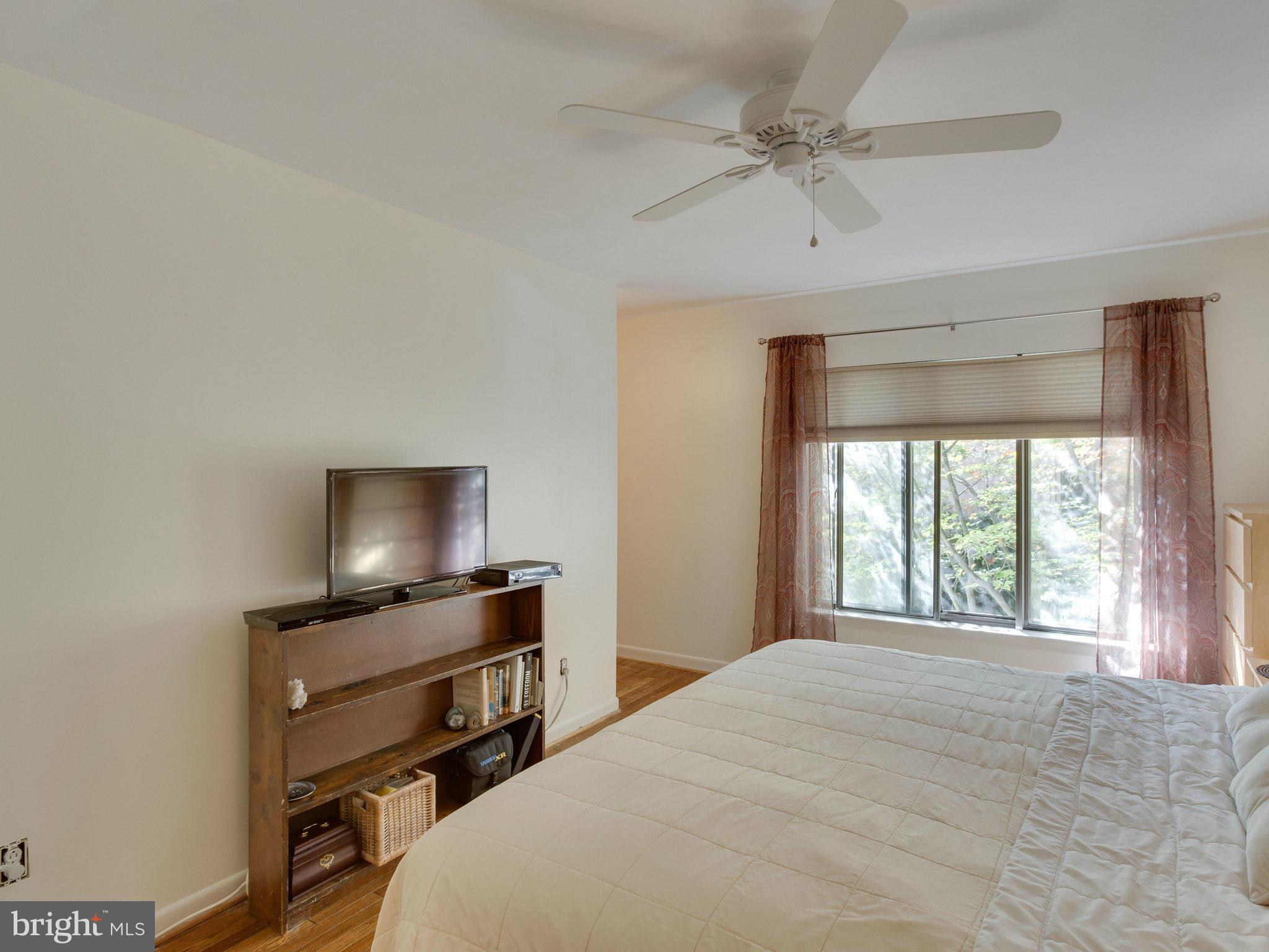 2007 Sarazen Place Reston, VA 20191 - Photo 27 of 29 Bedroom (Master)