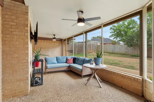 $289,000 | 516 Ruthlynn Drive, Longview, TX 75605