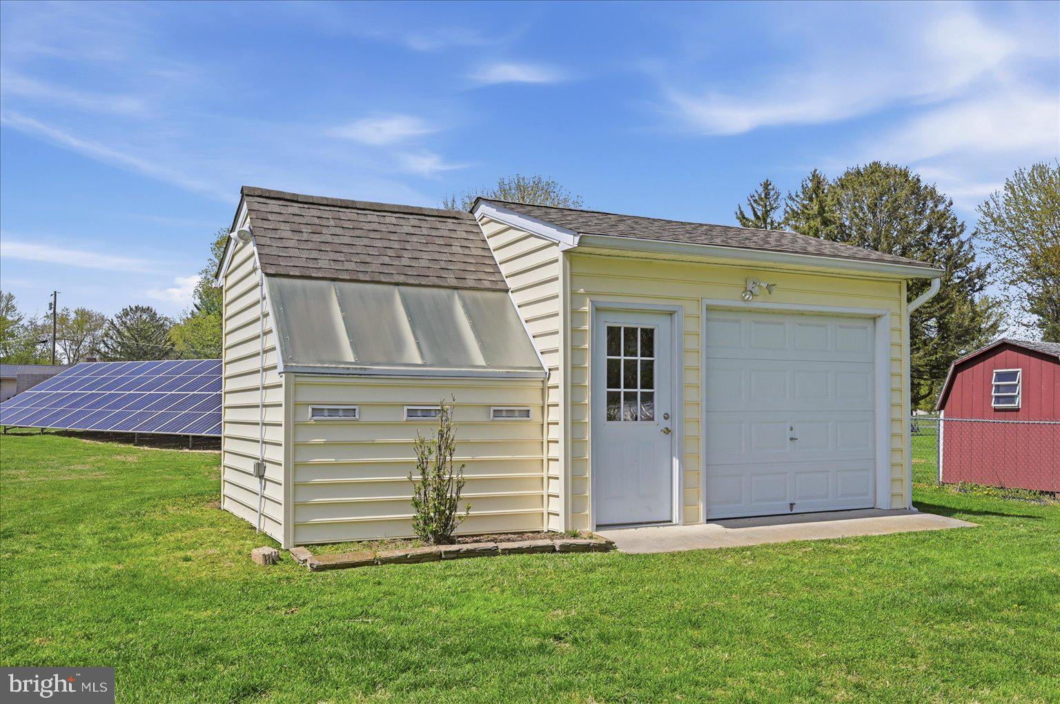 3093 Old Leetown Pike Ranson, WV 25438 - Photo 7 of 85 Storage shed with built-in potting table