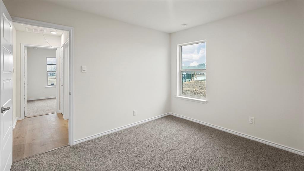 4816 Silver Strike Road Aubrey, TX 76227 - Photo 5 of 37 Gallery Image 5
