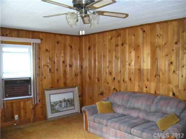 8058 Long Island Road Catawba, NC 28609 - Photo 3 of 12 Gallery Image 3