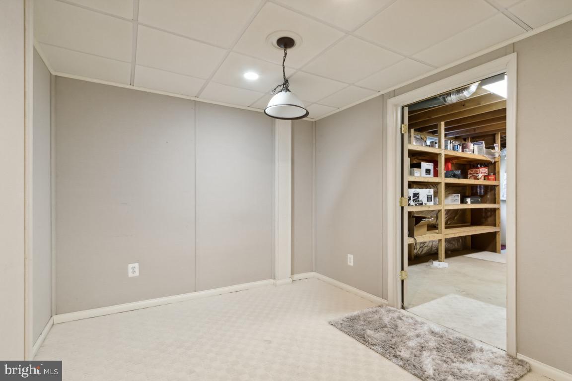 25 Whittingham Circle Sterling, VA 20165 - Photo 19 of 21 Basement