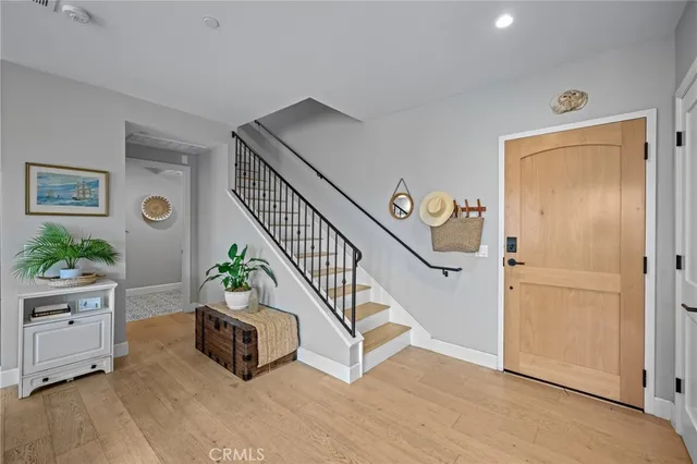 $1,949,000 | 1010 South El Camino Real, Unit 101, San Clemente, CA 92672