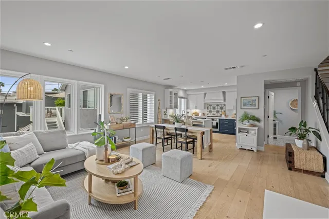 $1,949,000 | 1010 South El Camino Real, Unit 101, San Clemente, CA 92672