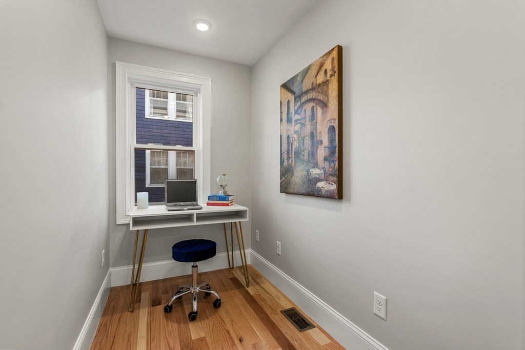 11 Alfred Road, Unit 1 Arlington, MA 02474 - Photo 13 of 35 Gallery Image 13