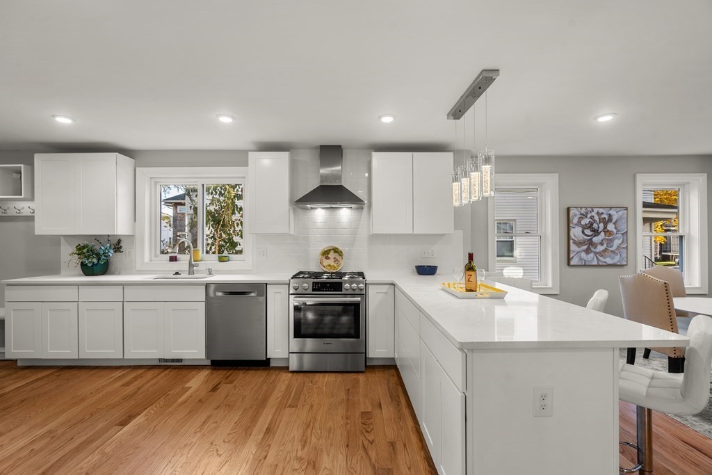 11 Alfred Road, Unit 1 Arlington, MA 02474 - Photo 8 of 35 Gallery Image 8