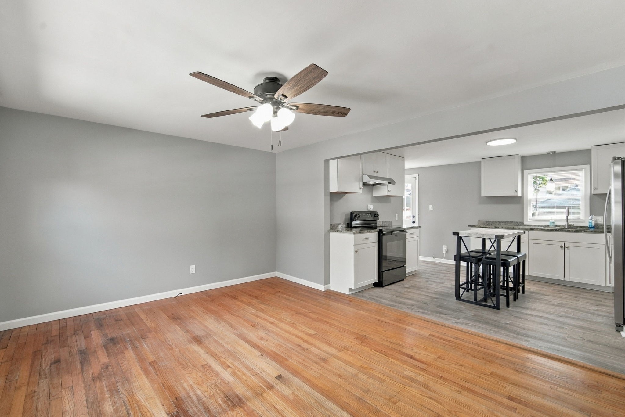 53 Silver Street Springfield, MA 01107 - Photo 13 of 31 Gallery Image 13