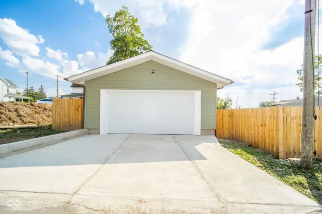 $320,000 | 922 Spring Street, New Castle, IN 47362