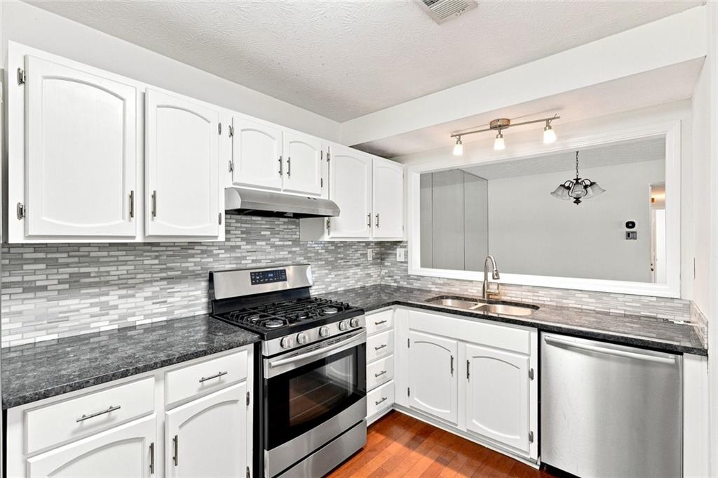 2901 Lenox Road Northeast, Unit 902 Atlanta, GA 30324 - Photo 7 of 19 Gallery Image 7