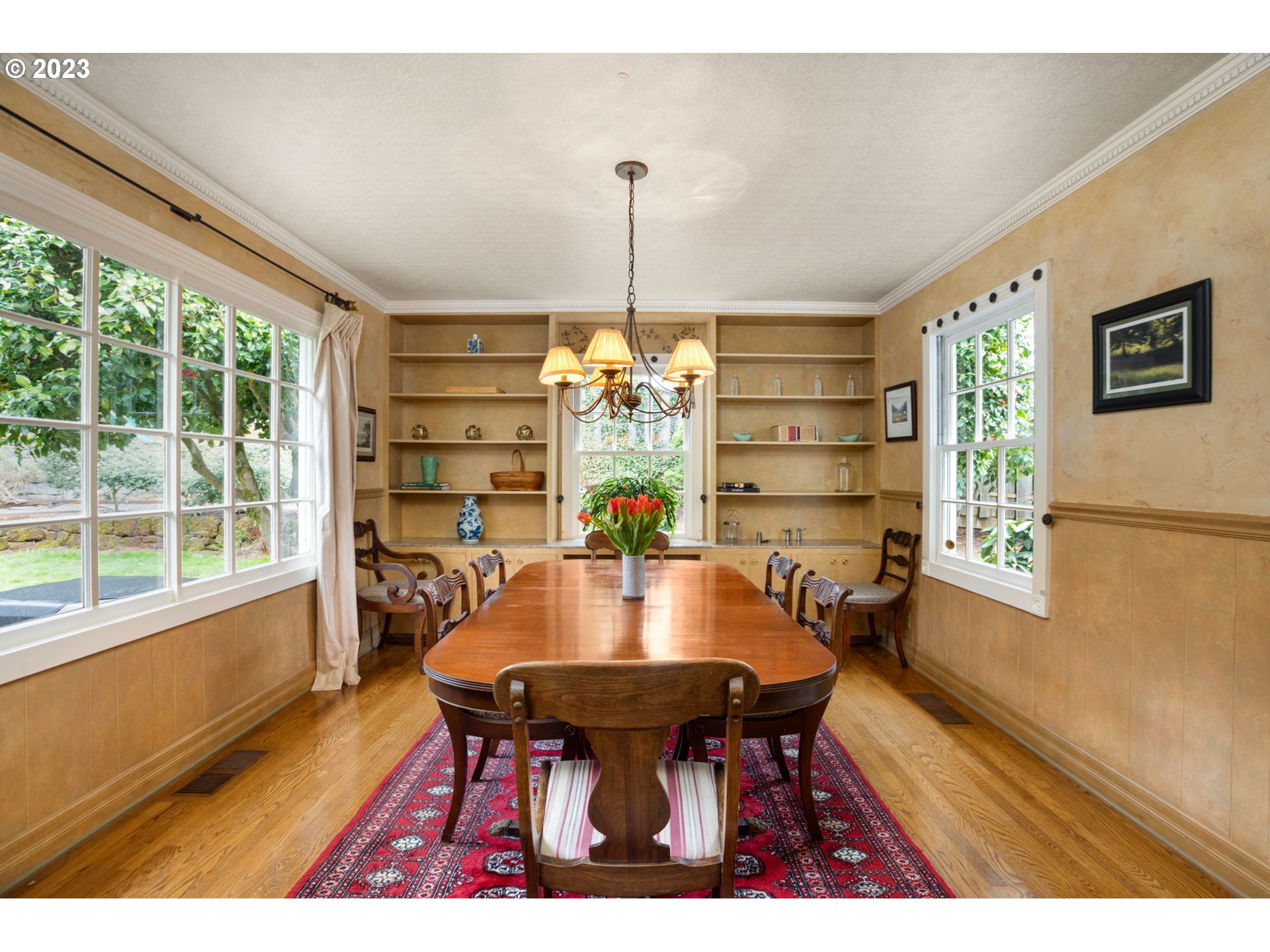 7215 Southwest Gable Park Road Portland, OR 97225 - Photo 19 of 43 Dining Room