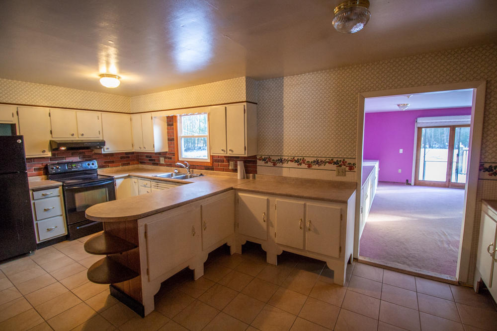 221 Main Road Eddington, ME 04428 - Photo 9 of 28 009