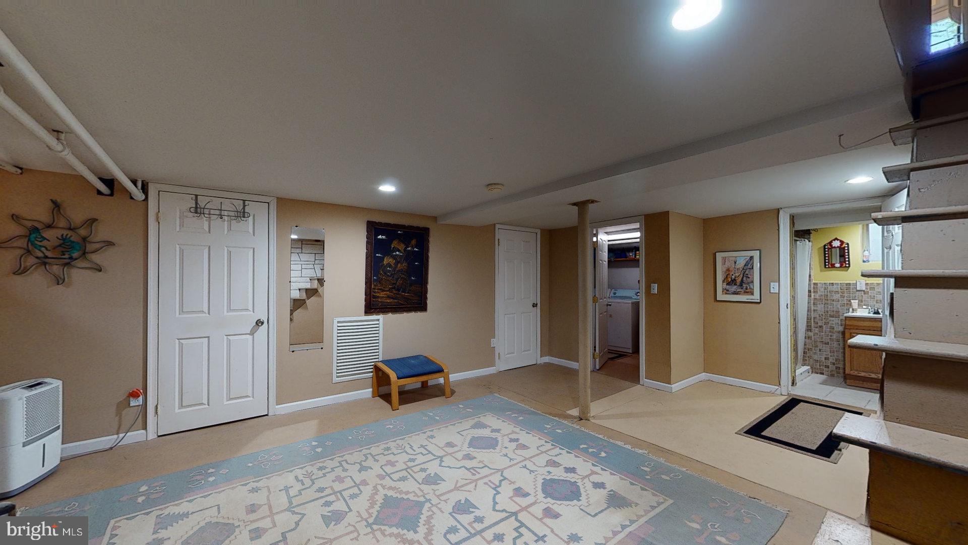 1425 Edgevale Road Wynnewood, PA 19096 - Photo 5 of 16 Gallery Image 5
