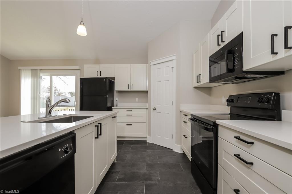 403 Twin Creeks Road Clemmons, NC 27012 - Photo 5 of 17