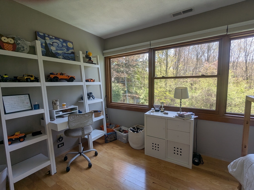 470 South Street Needham, MA 02492 - Photo 18 of 34