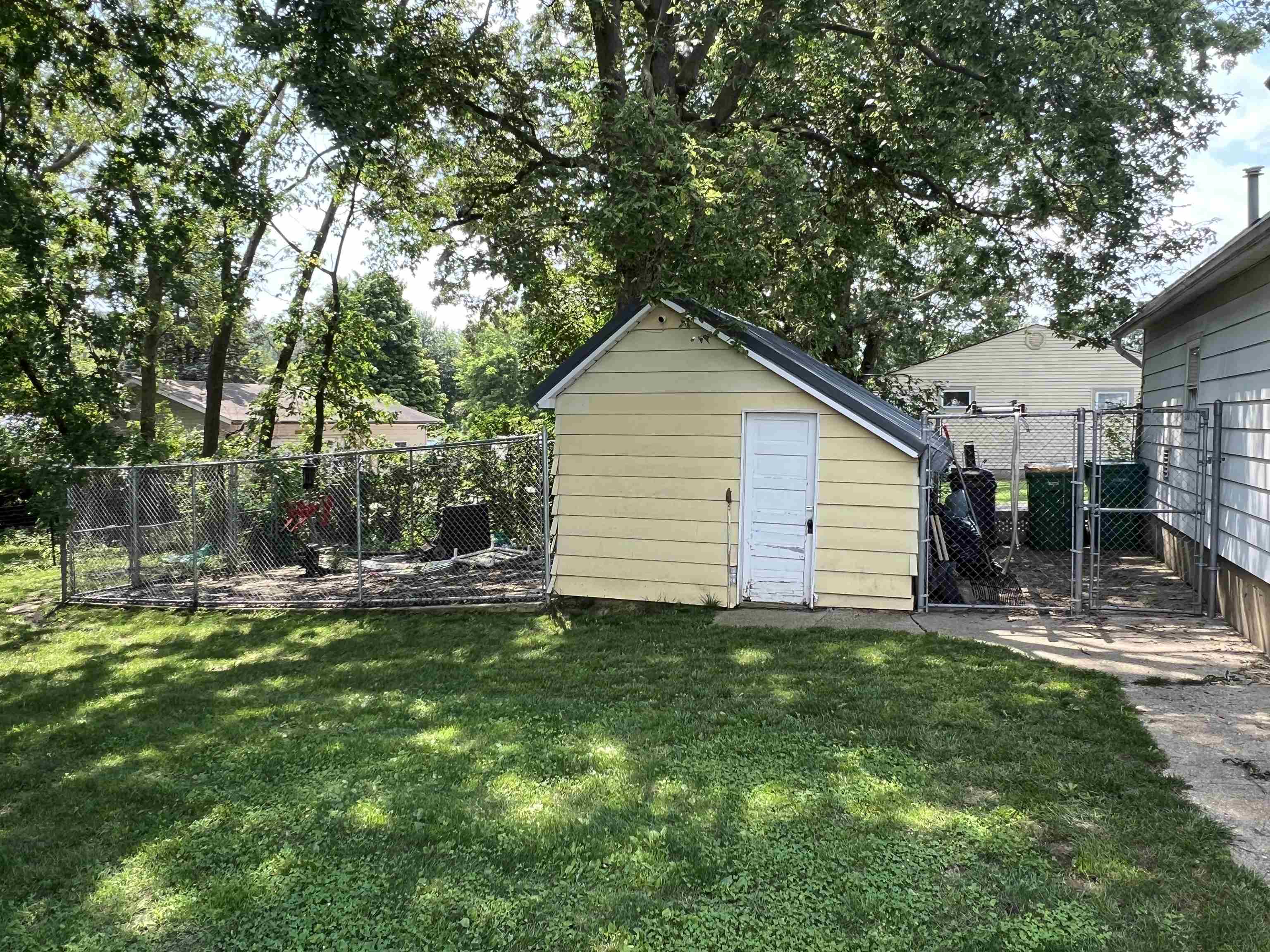5402 South County Rd D Afton, WI 53501 - Photo 10 of 50