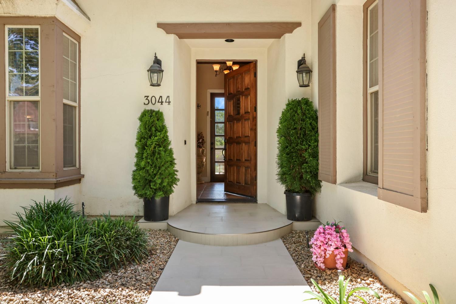 3044 Redbridge Road Tracy, CA 95377 - Photo 5 of 88