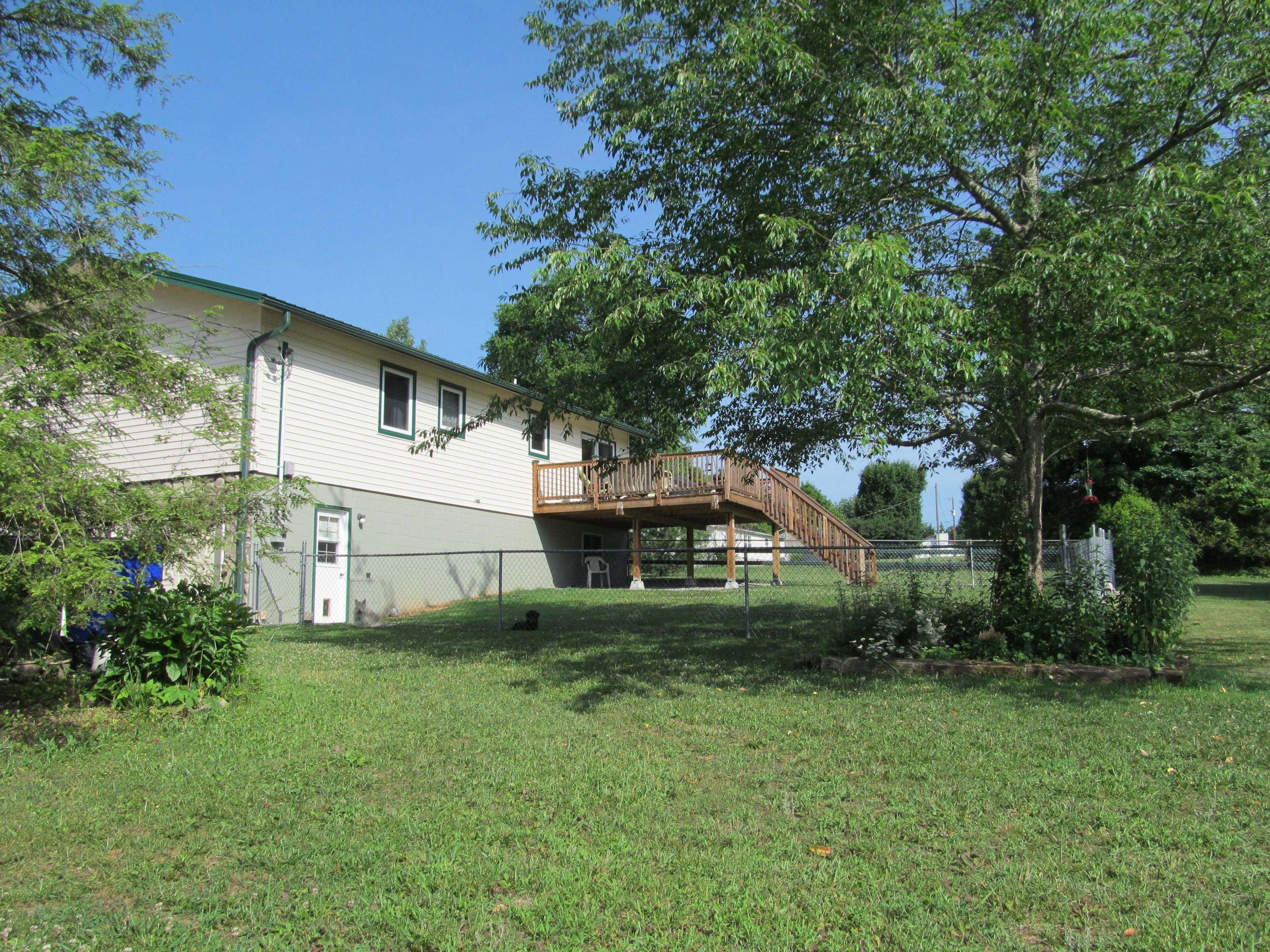5100 Shipe Road Corryton, TN 37721 - Photo 20 of 32 bunker and shipe 077
