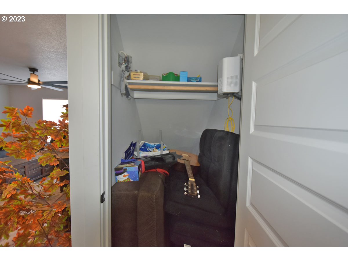 306 Oak Street Winlock, WA 98596 - Photo 21 of 35 Storage