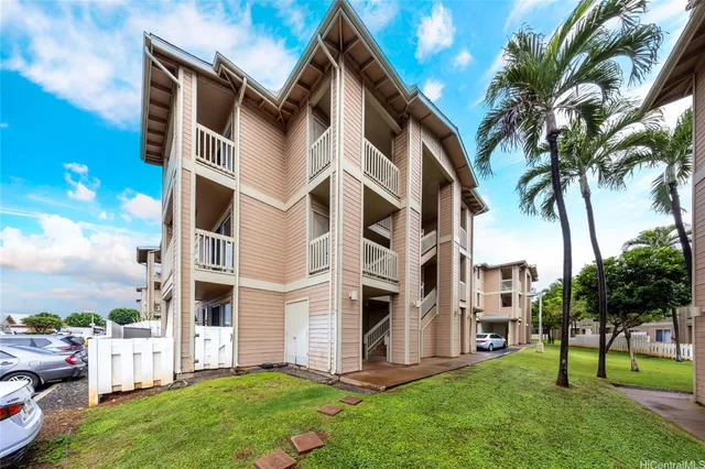 $2,500 | 91-1213 Kaneana Street, Unit 12C, Ewa Beach, HI 96706