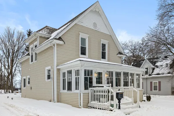 $220,000 | 614 West Cass Street, Greenville, MI 48838