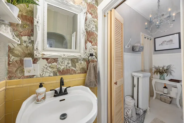 $220,000 | 614 West Cass Street, Greenville, MI 48838