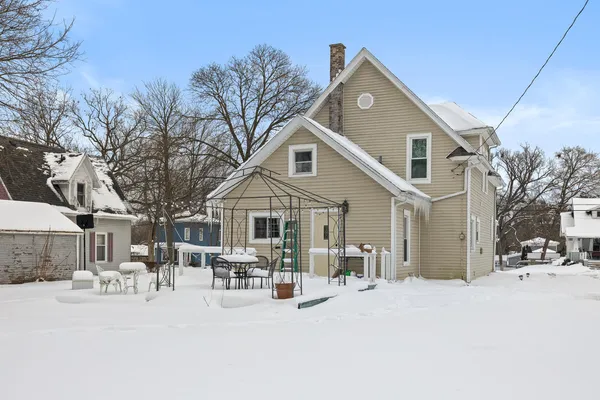 $220,000 | 614 West Cass Street, Greenville, MI 48838