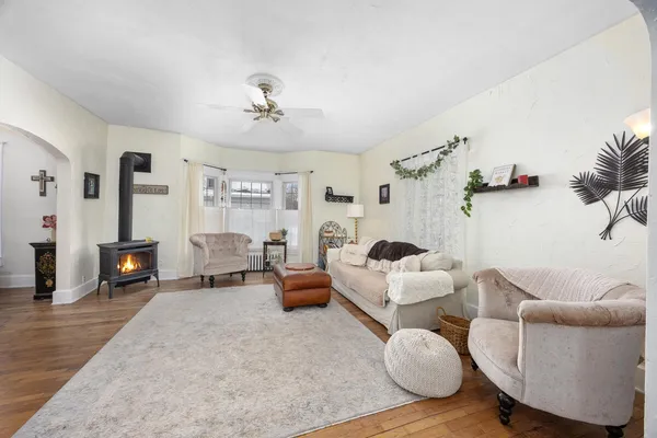 $220,000 | 614 West Cass Street, Greenville, MI 48838