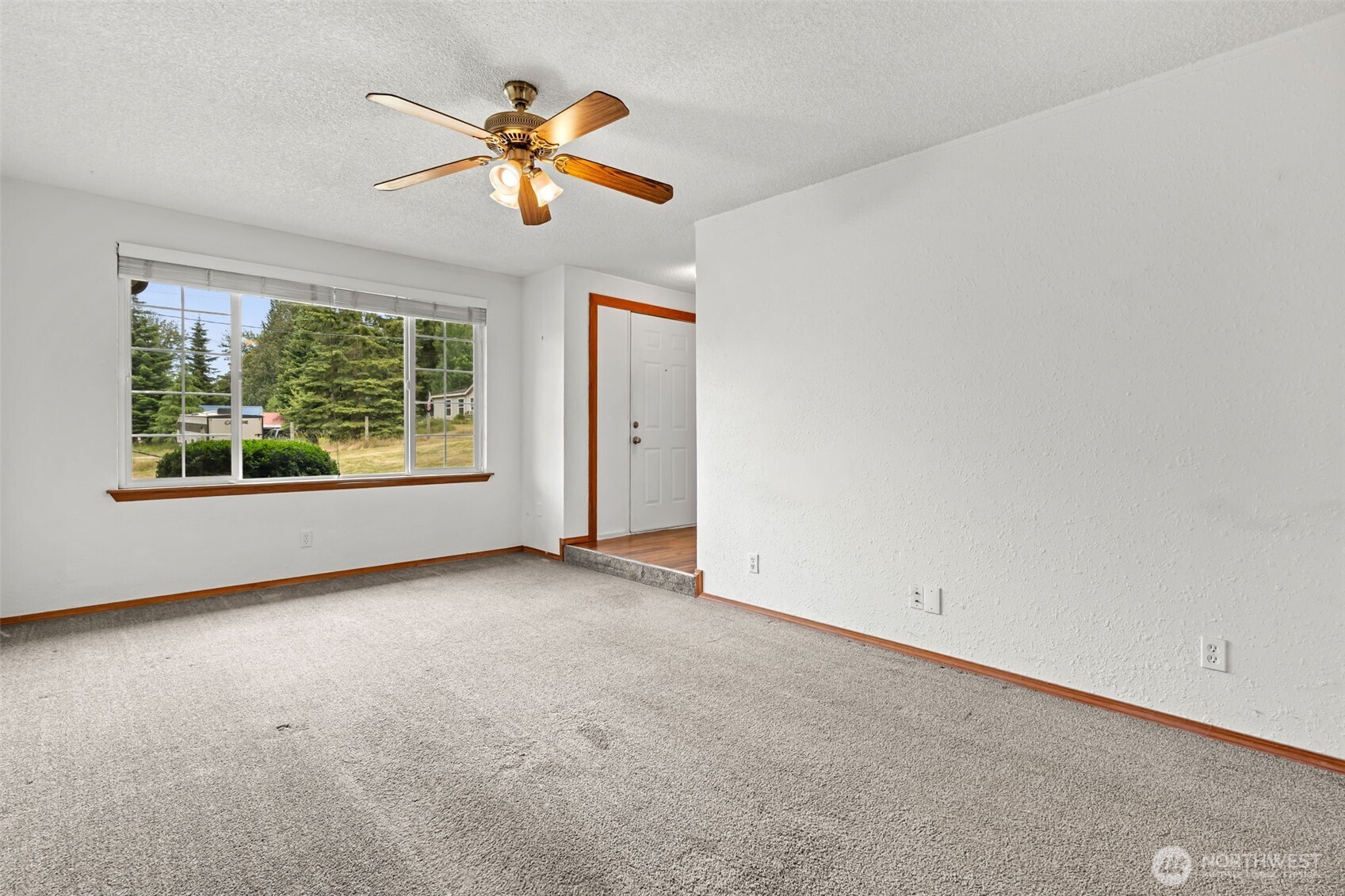 30517-19 Webster Road East Graham, WA 98338 - Photo 13 of 34