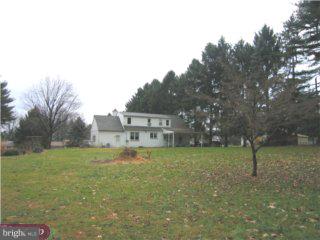 546 Walter Road Warminster, PA 18974 - Photo 5 of 5