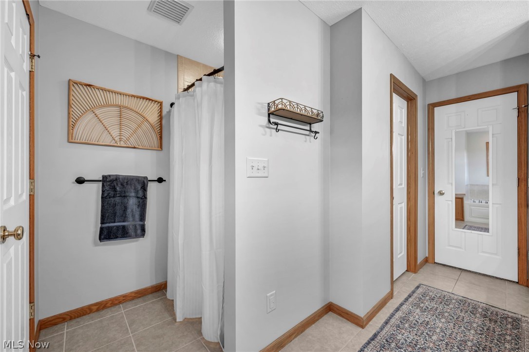 14353 Radcliffe Road Chardon, OH 44024 - Photo 31 of 50