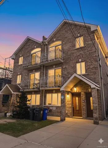 $3,600 | 40-33 191st Street, Unit 1 | Auburndale