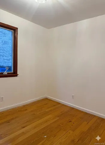 $3,600 | 40-33 191st Street, Unit 1 | Auburndale