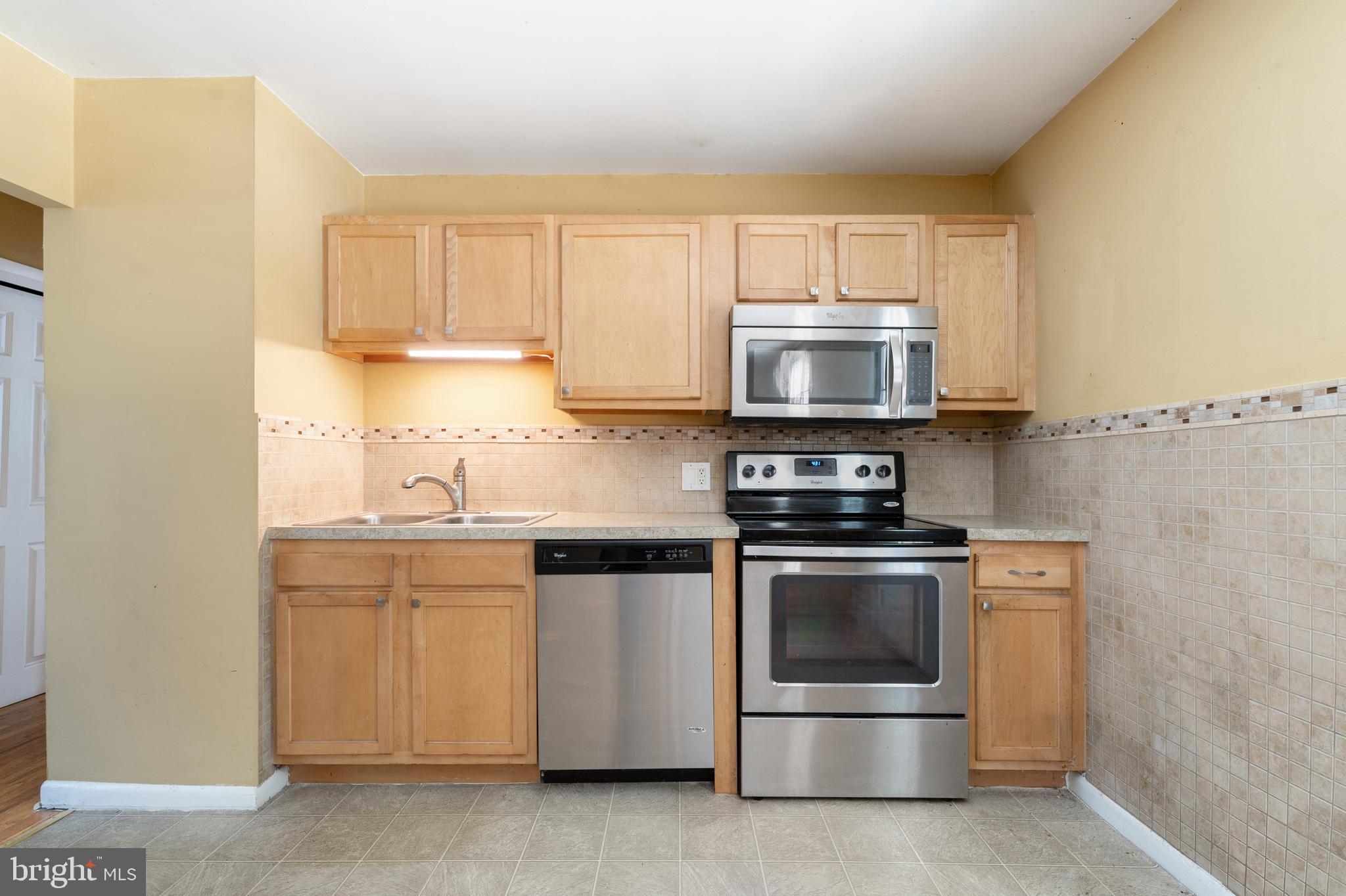 1391 Chestnut Grove Road Pottstown, PA 19464 - Photo 13 of 37 Gallery Image 13