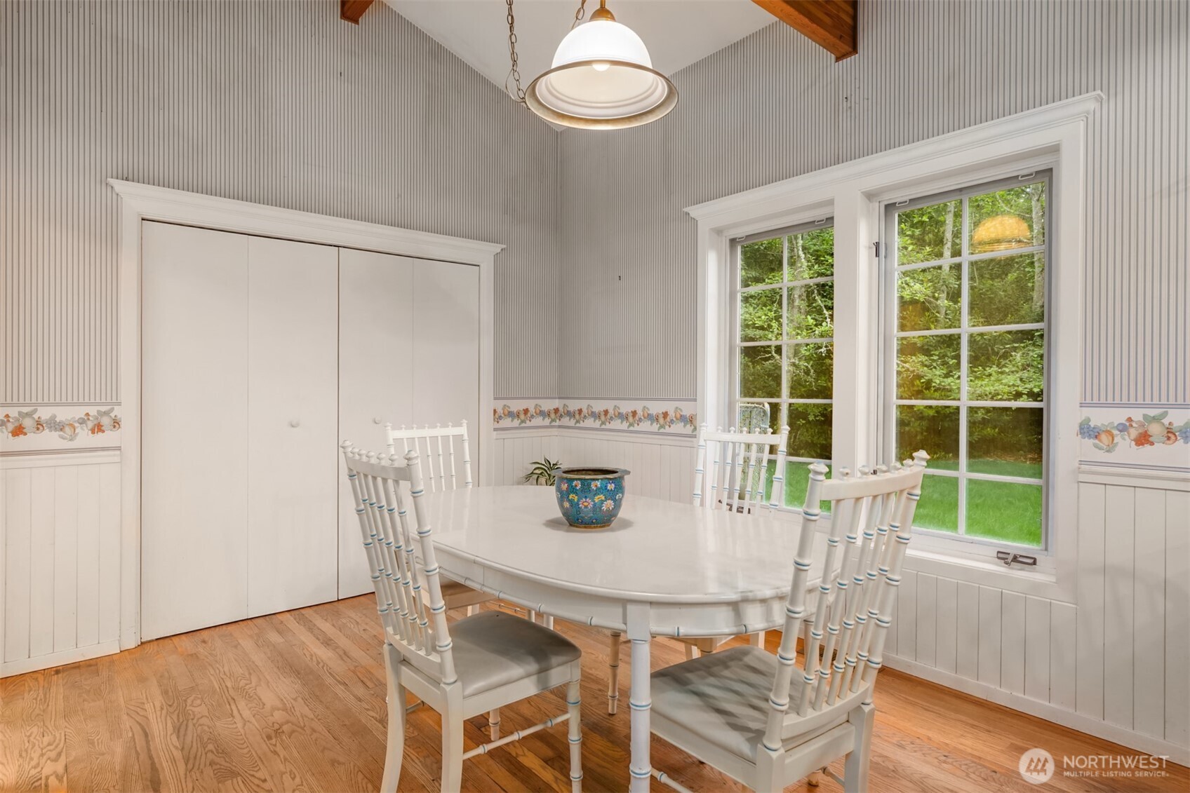 4331 Northeast Rhodes End Road Bainbridge Island, WA 98110 - Photo 11 of 29 Gallery Image 11