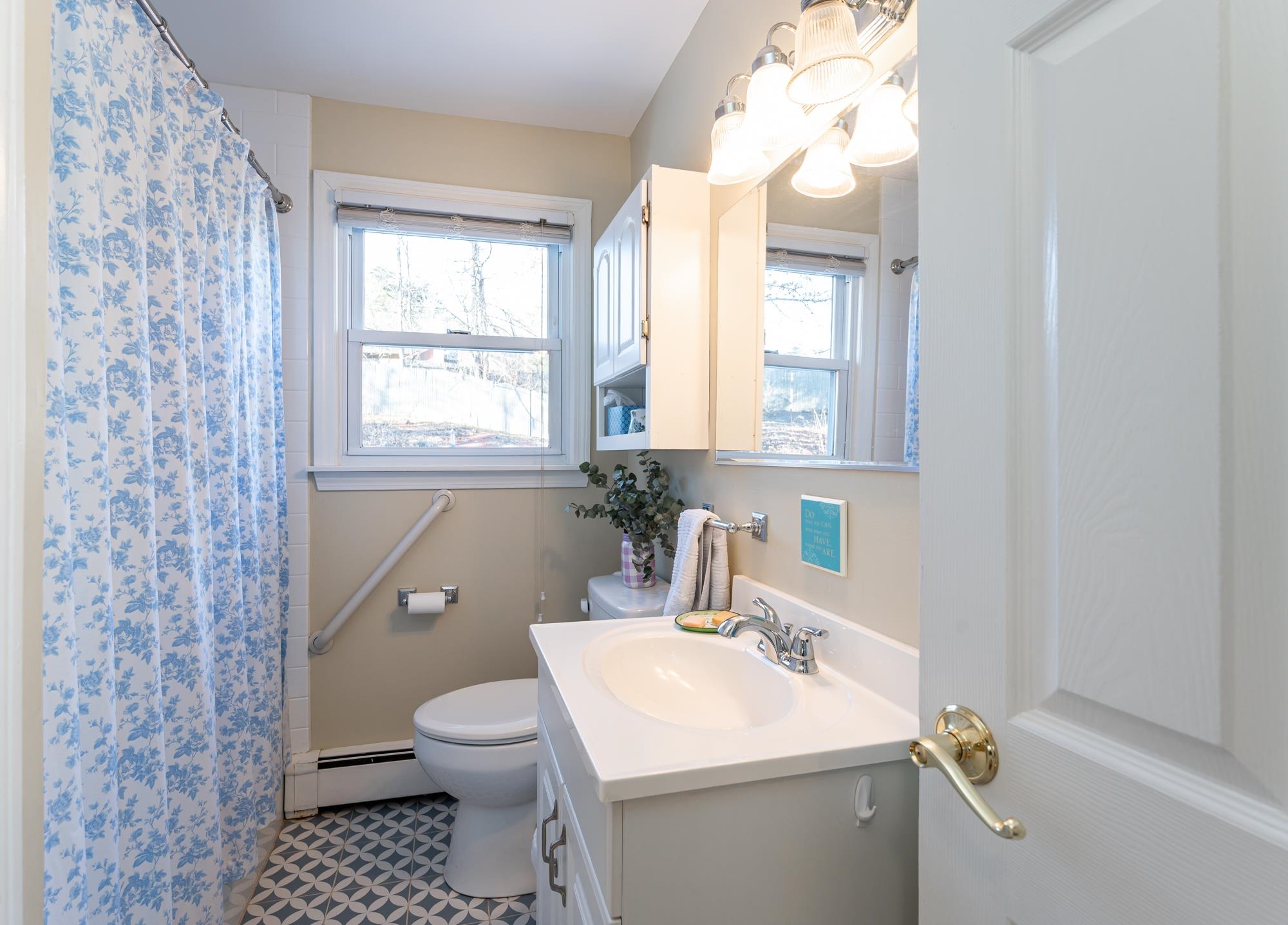 19 Carmine Road Nashua, NH 03063 - Photo 12 of 40