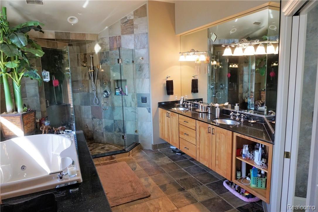 521 Hampton Road Grosse Pointe, MI 48236 - Photo 43 of 48 43 (2).JPG