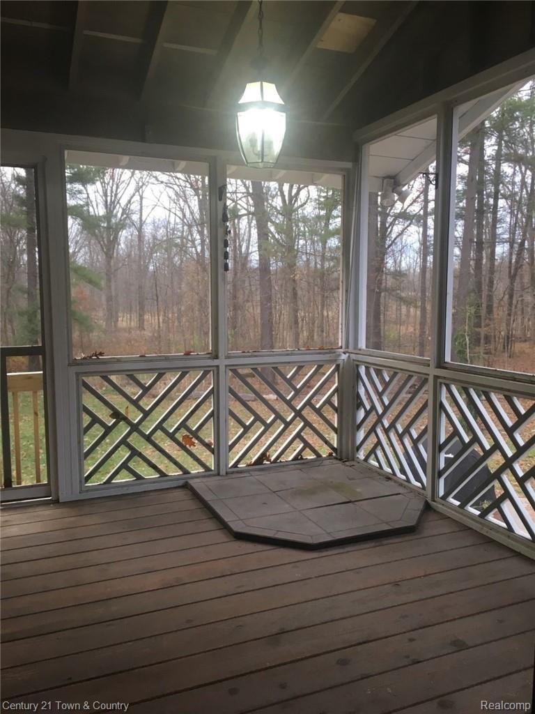 977 Sexton Road Howell, MI 48843 - Photo 25 of 33 a.jpg