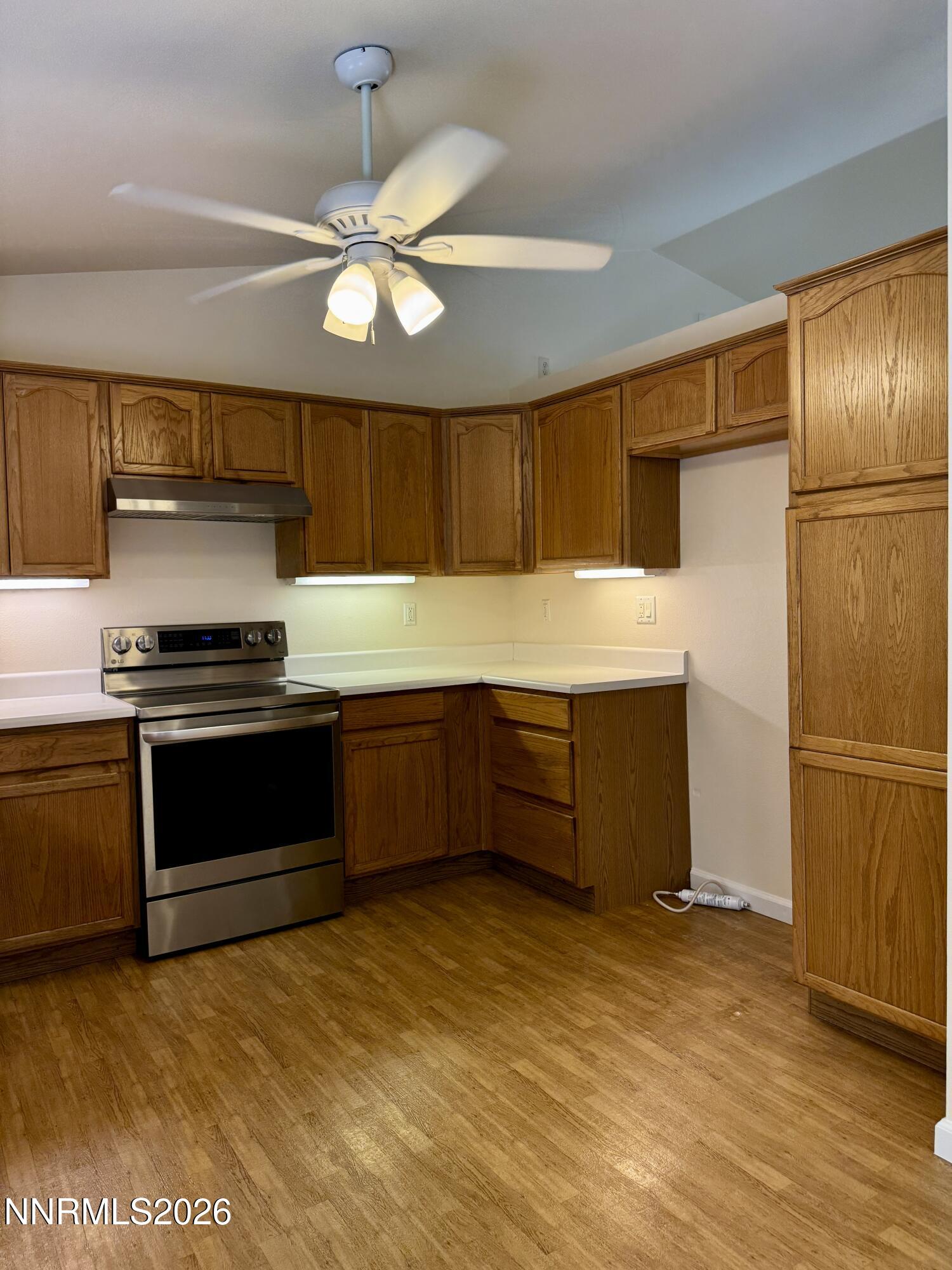 2501 Ridgecrest Drive Carson City, NV 89706 - Photo 8 of 18 IMG_4322
