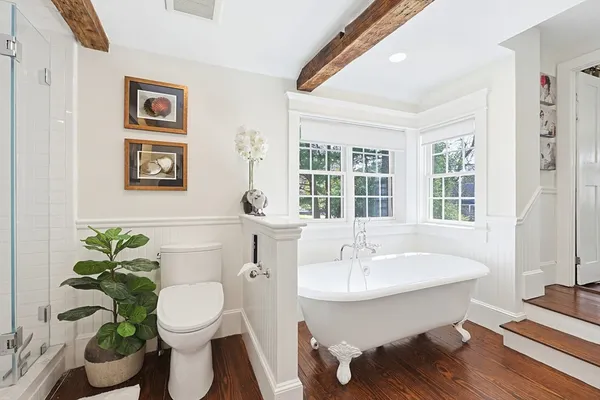 $2,499,000 | 122 Great Plain Avenue, Wellesley, MA 02482