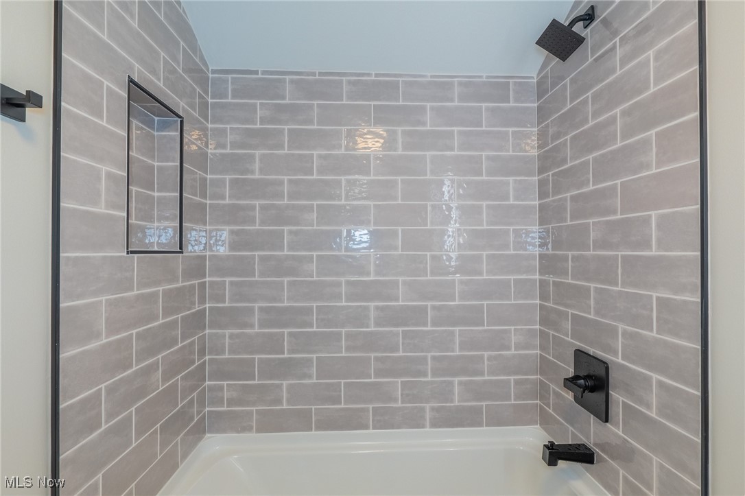 5108 East Farnhurst Road Cleveland, OH 44124 - Photo 33 of 43 Gallery Image 33