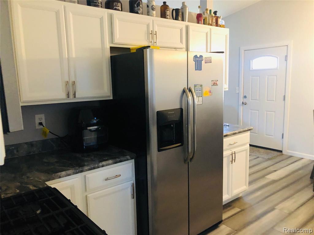 11425 Inkster Road Livonia, MI 48150 - Photo 8 of 21