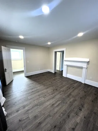 $2,500 | 565 White Mountain Highway, Milton, NH 03851