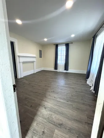 $2,500 | 565 White Mountain Highway, Milton, NH 03851