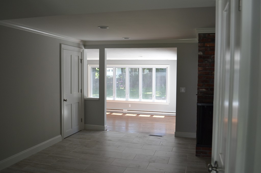 9 Elizabeth Road Milford, MA 01757 - Photo 3 of 17 Gallery Image 3