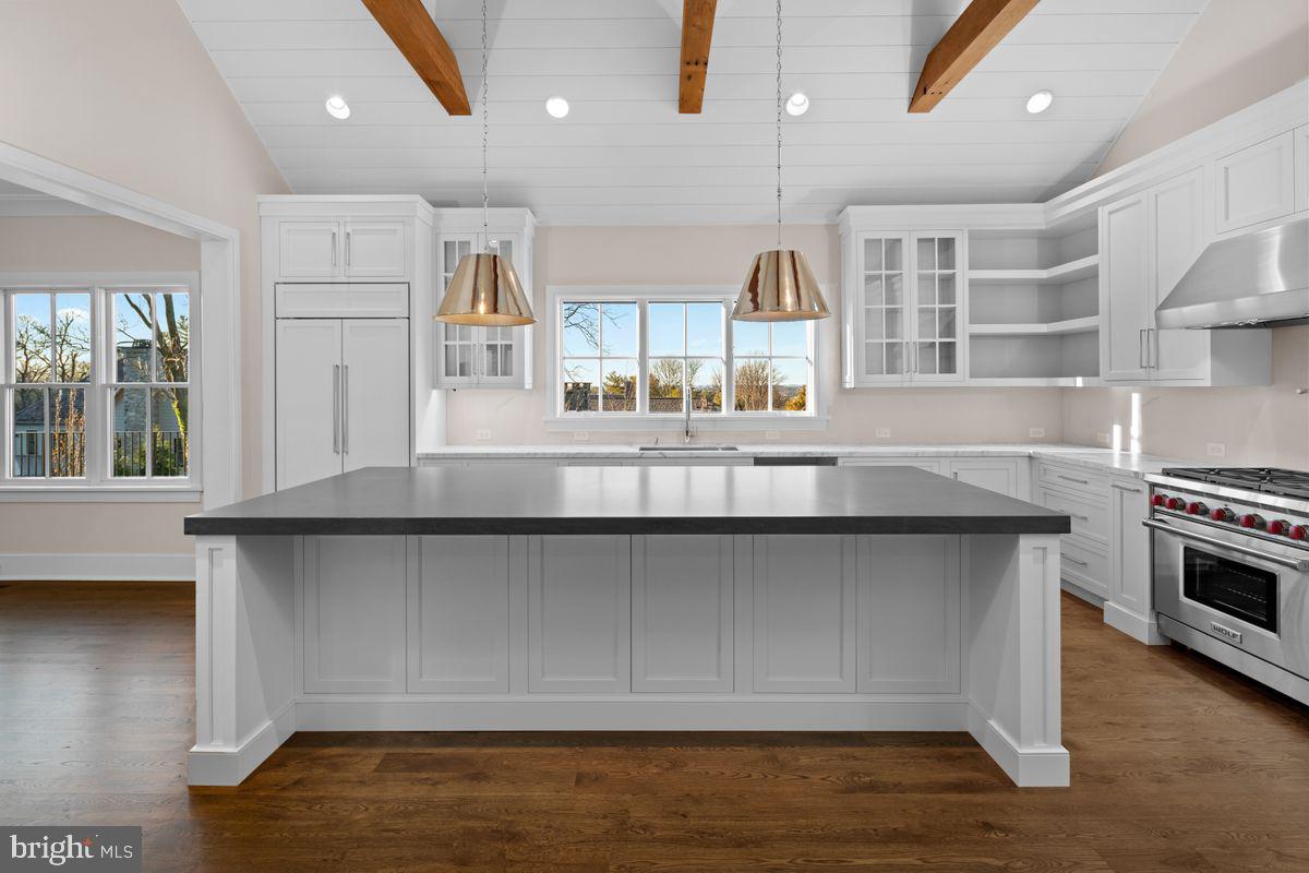 19 Valley View Road Philadelphia, PA 19118 - Photo 3 of 21 Gallery Image 3