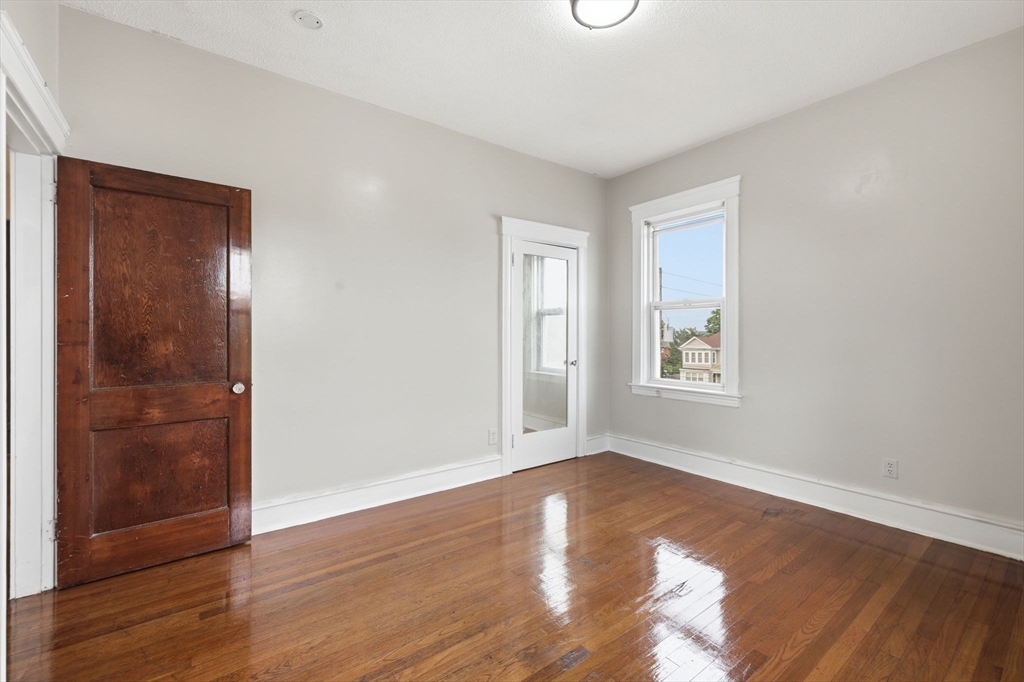 37 Eaton Street Fall River, MA 02723 - Photo 28 of 42